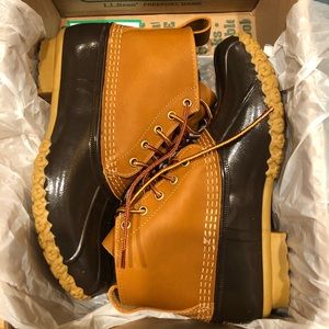 Never Been Worn Size 9 L.L. Bean - 6” Bean Boots